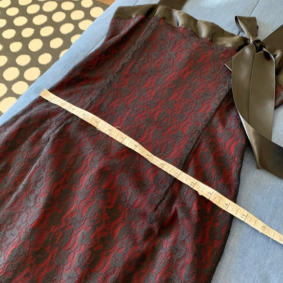 Make Offer Lace Overlay Dress - Picture 3 of 8